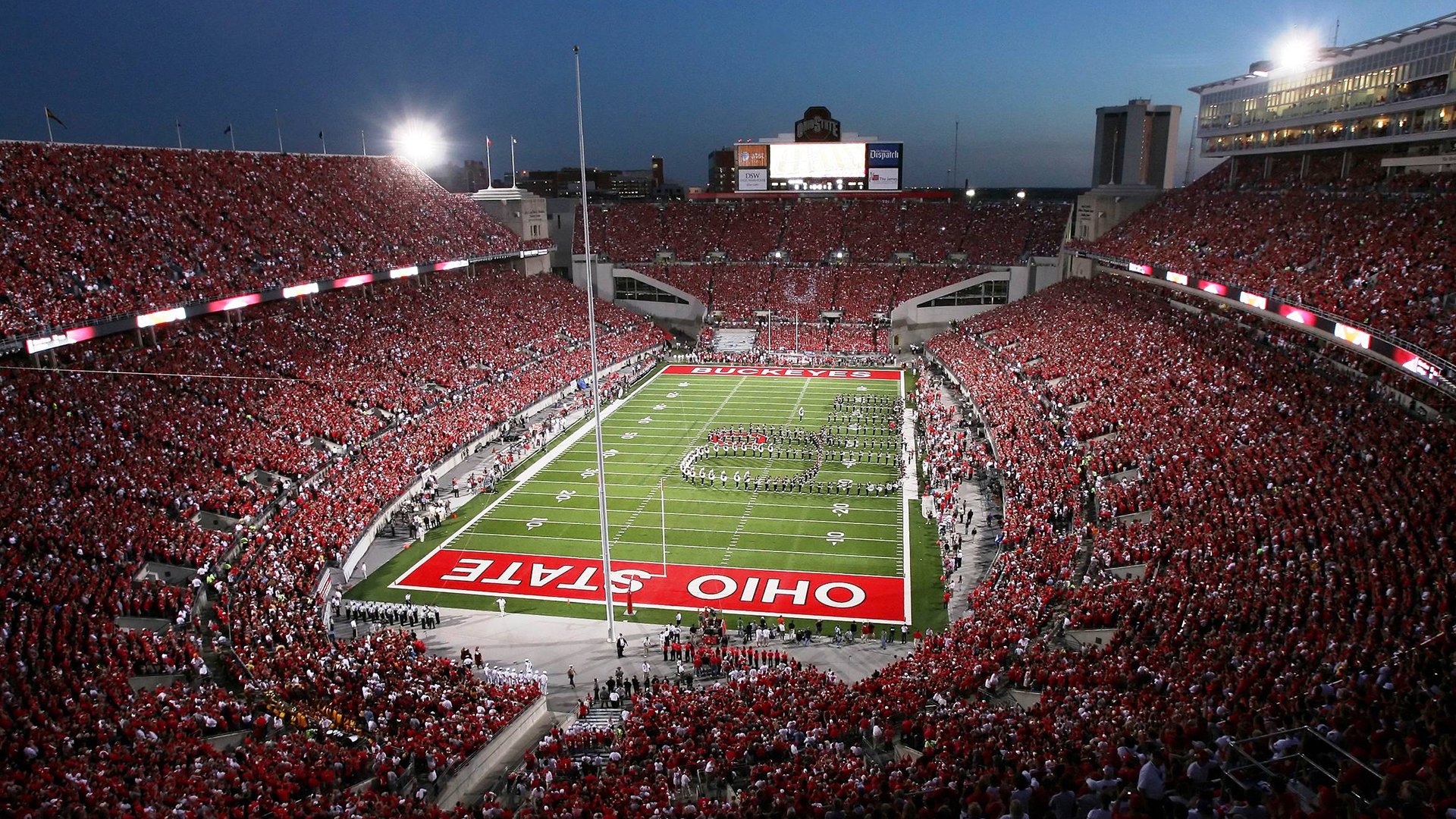 “逆境中的勇士，用汗水和拼搏追梦赛季最精彩一战”，逆境挑战