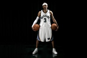 开云网址入口-_雄鹿字母哥狮心怒吼，引领胜利_，雄鹿字母哥夺冠视频